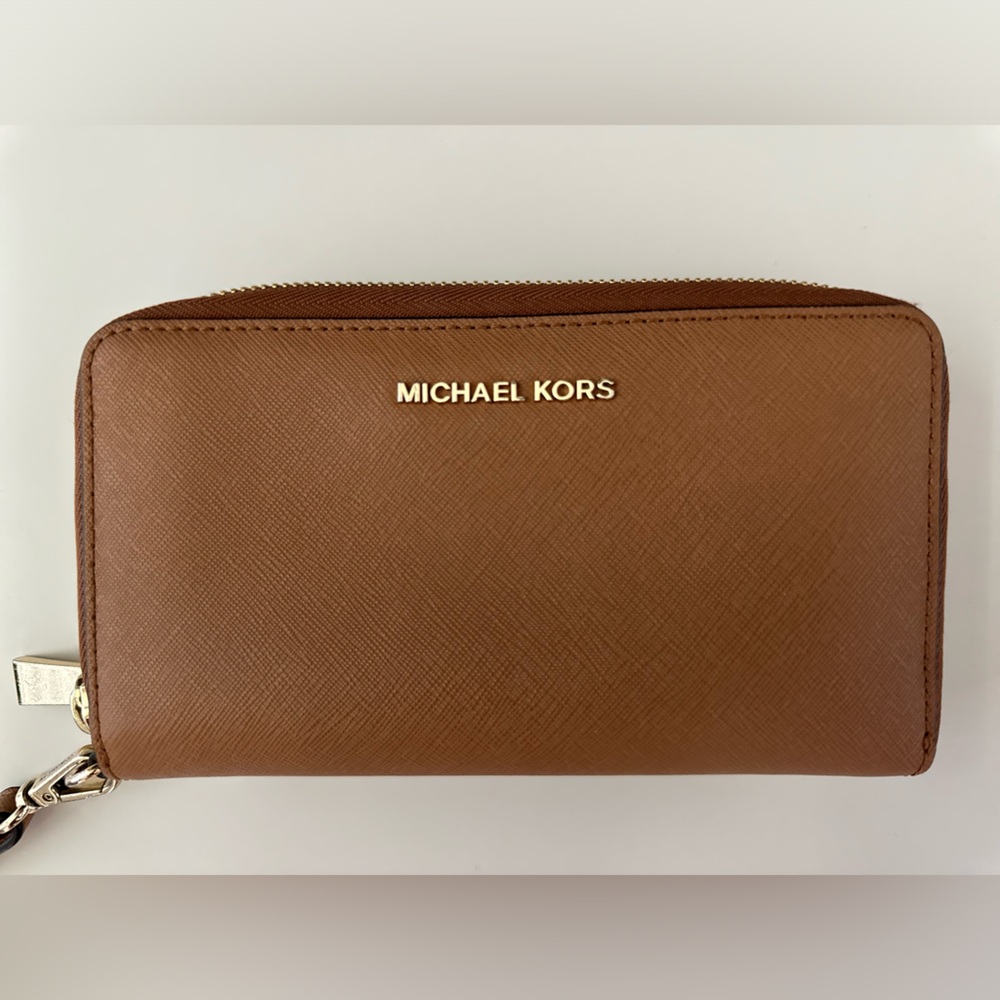 Michael Kors Wristlet Wallet